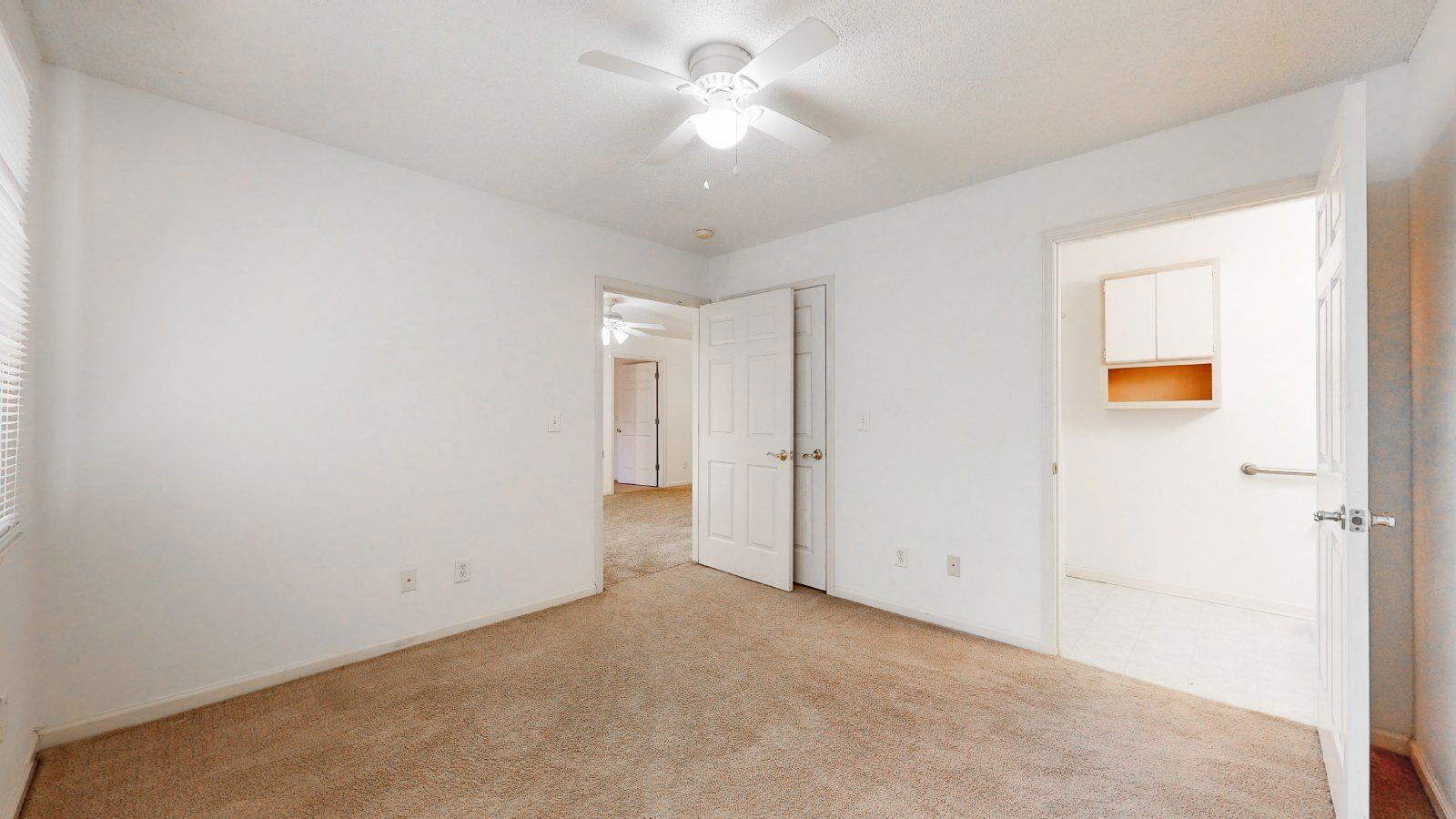 Building Photo - 334 Brownlea Dr