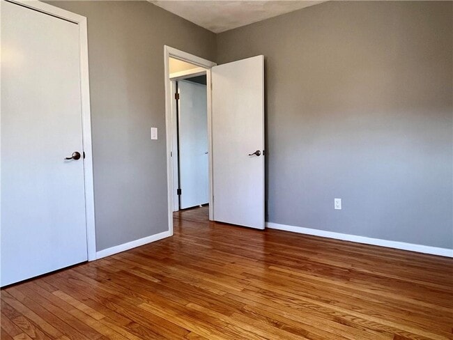 Building Photo - 35 Namquid Dr