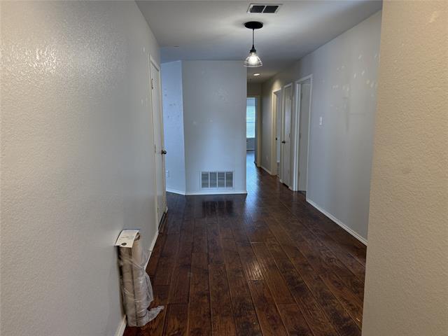 Building Photo - 121 Mill St