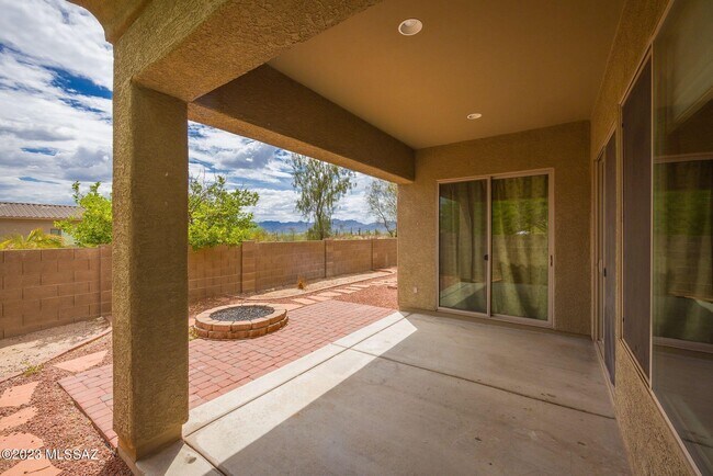 Building Photo - 2299 W Camino San Acacio