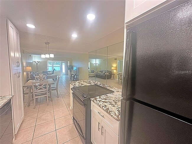 Building Photo - 4500 E Bay Dr