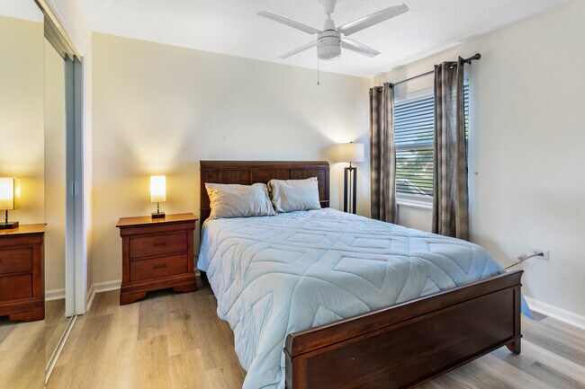 Building Photo - 8232 Heritage Club Dr