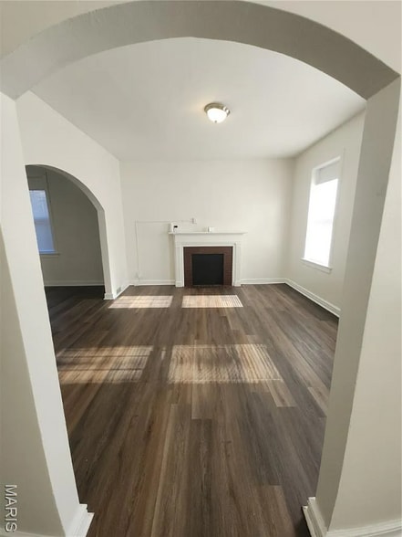 Building Photo - 4631 Oregon Ave