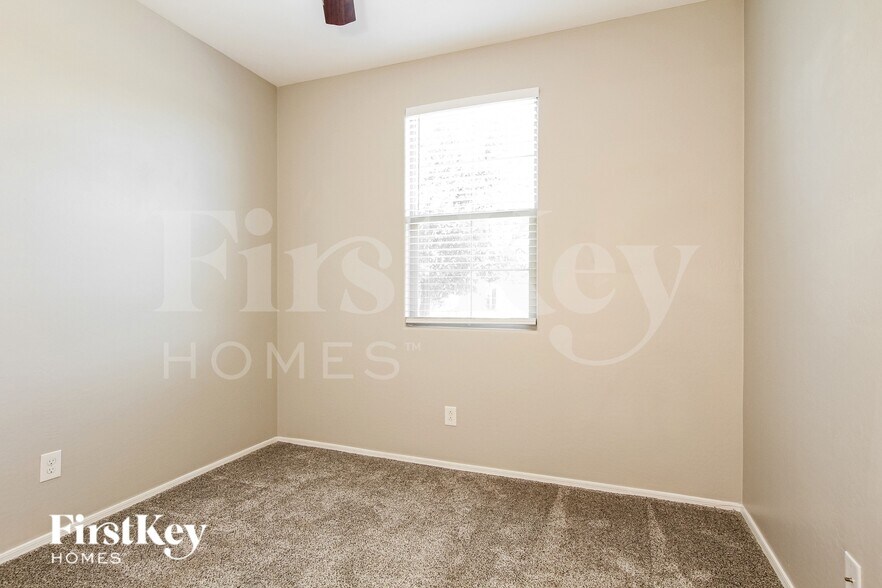 Building Photo - 12059 W Desert Sun Ln