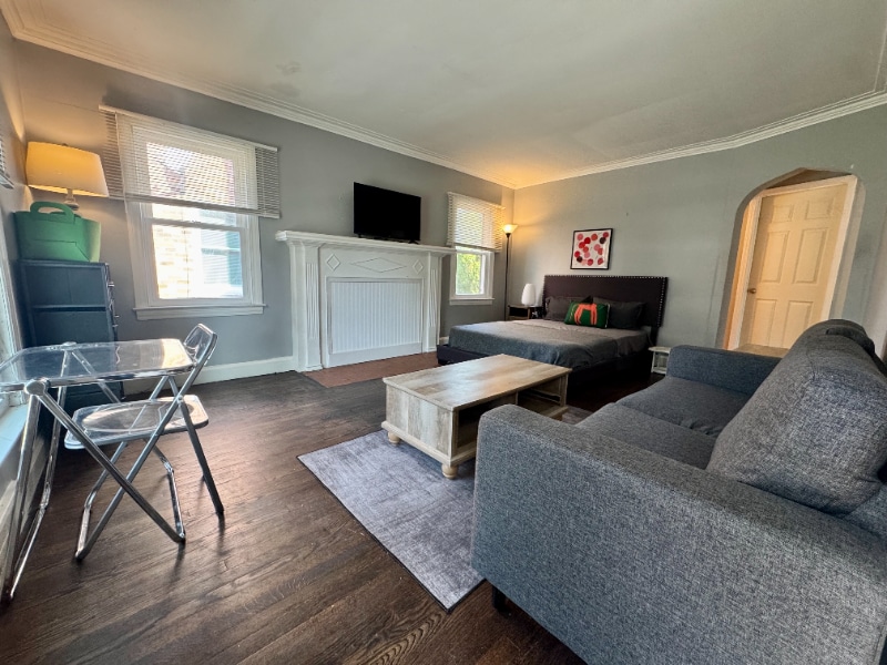 Building Photo - 5284 Devonshire Rd