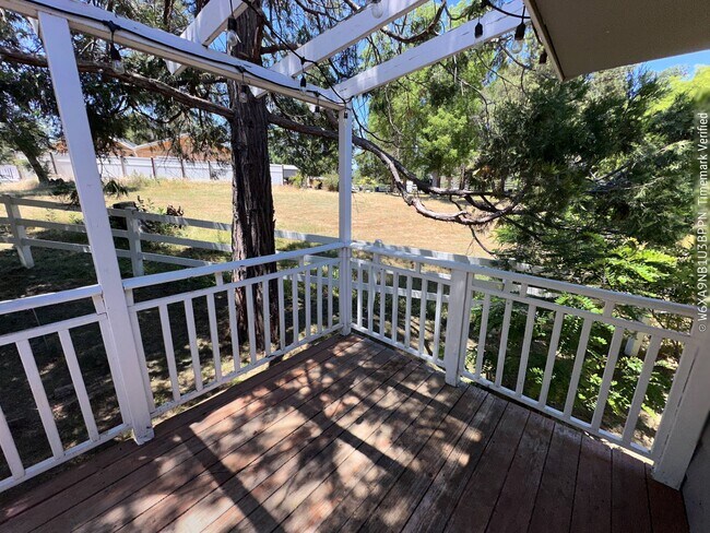 Building Photo - 45221 Big Oak Ln