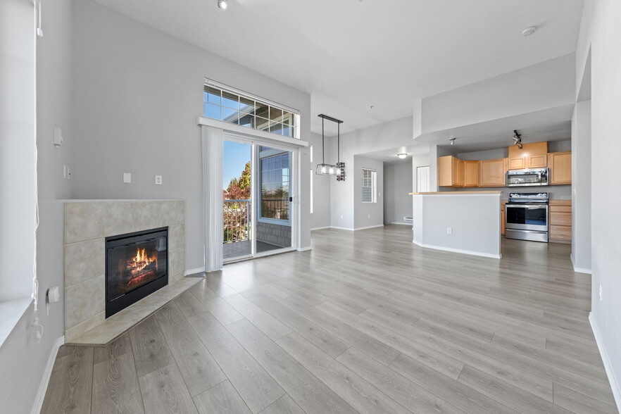 Building Photo - 1132 65th Ct SE
