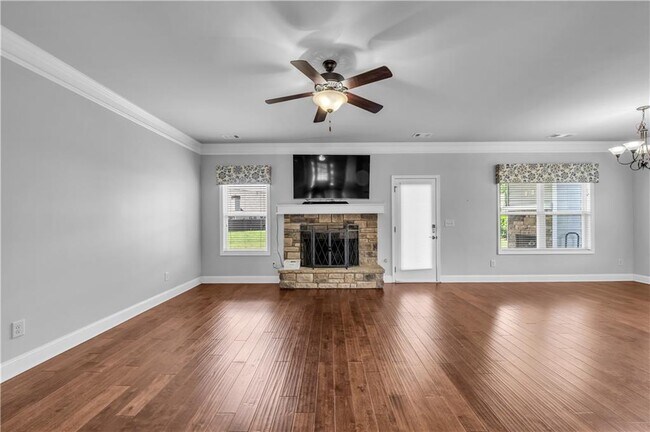 Building Photo - 304 Red Cap Cir