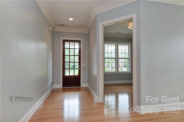 Building Photo - 8016 Lansford Rd