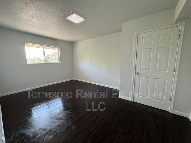 Building Photo - 152 Shadwell Dr