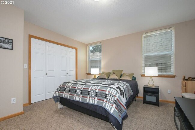 Building Photo - Desirable 3BD Ranch Home in Great Burton L...