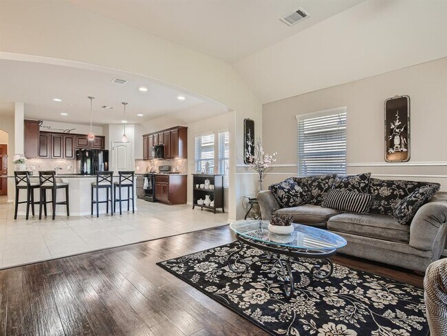 Building Photo - 8241 Arezzo Dr