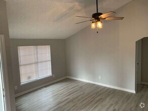Building Photo - Outstanding 3-Bedroom Home in the Heart of...
