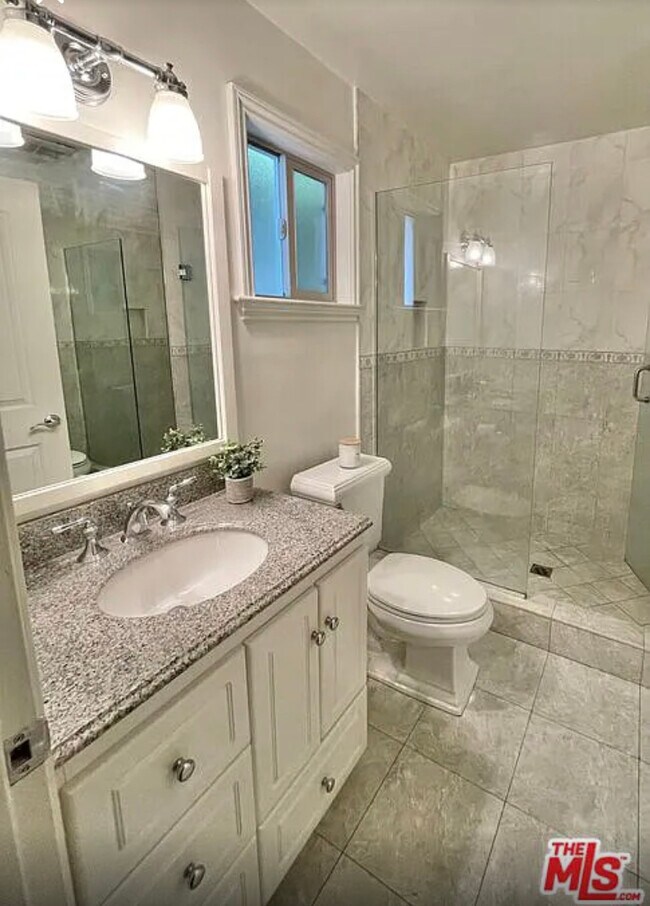 Building Photo - 3250 Midvale Ave