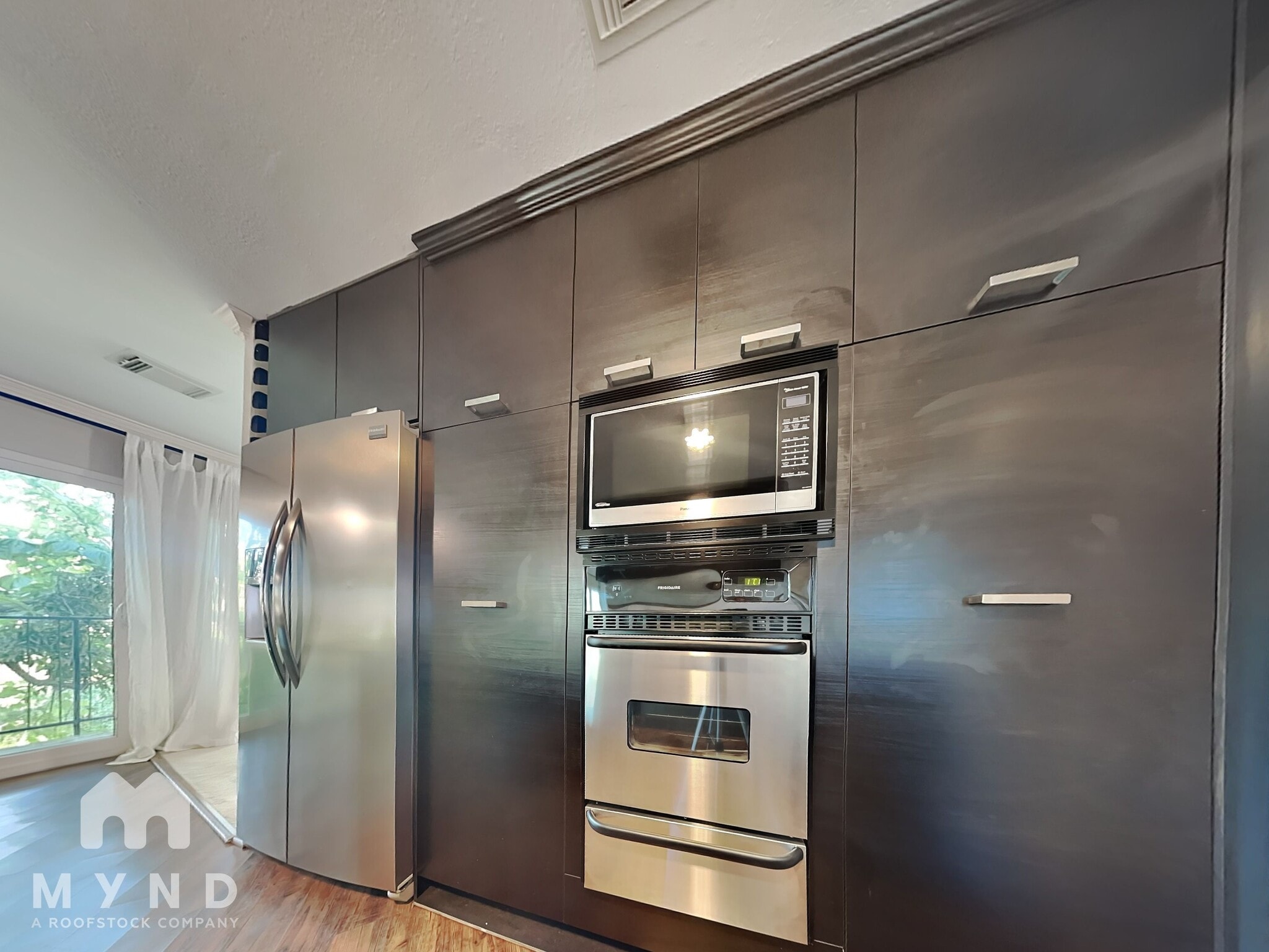 Building Photo - 8211 Katy Fwy