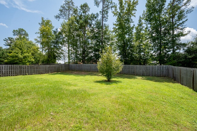 Building Photo - 1126 Fawn Forest Rd