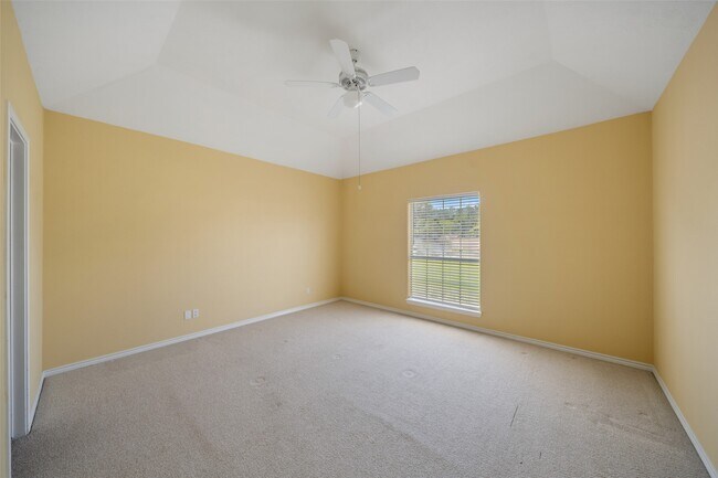 Building Photo - 16 Regency Pt