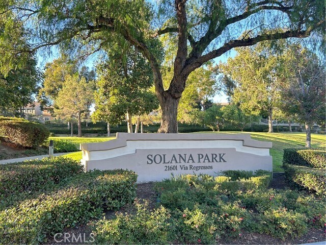 Building Photo - 10 Via Onza