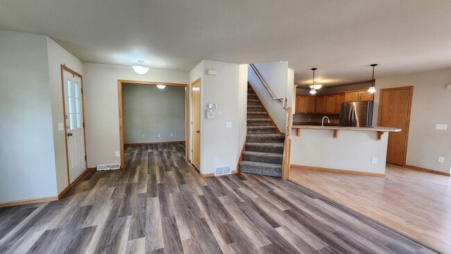 Building Photo - 9412 Briar Haven Dr