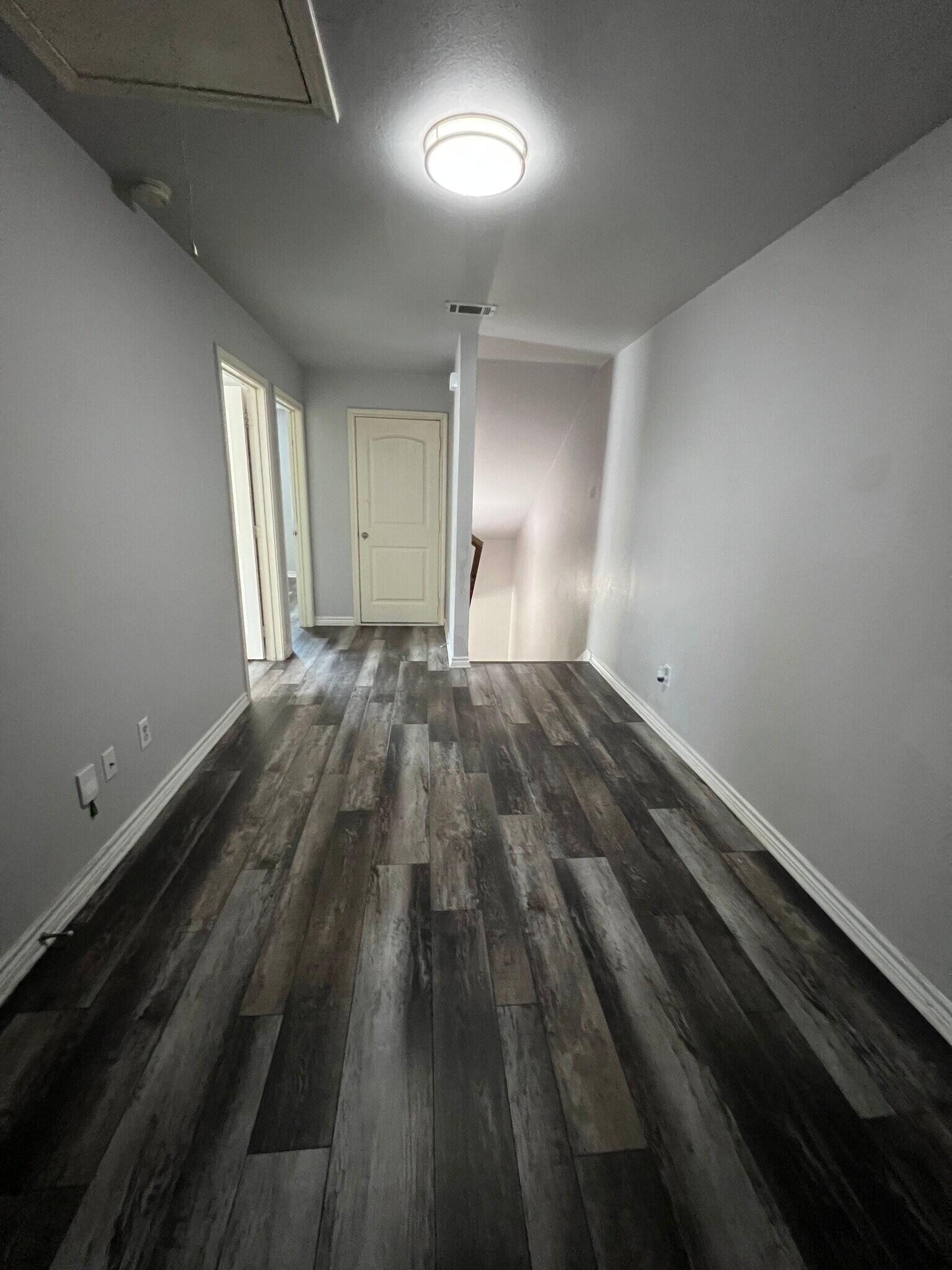 Building Photo - 906 Parkplace Ridge