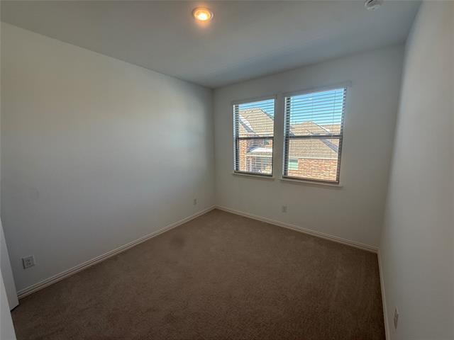 Building Photo - 724 4th St