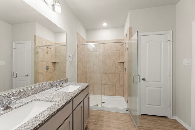 Building Photo - 31322 Conover Dr