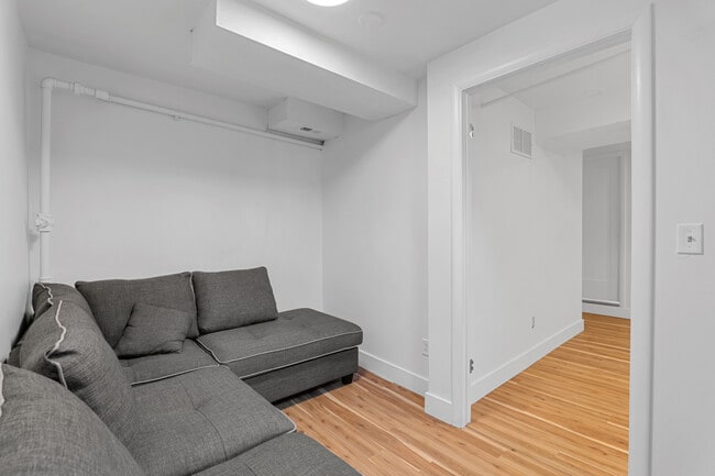 Building Photo - 1543 Binford St