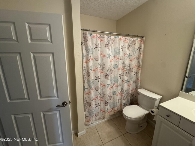 Building Photo - 3938 Hendricks Ave