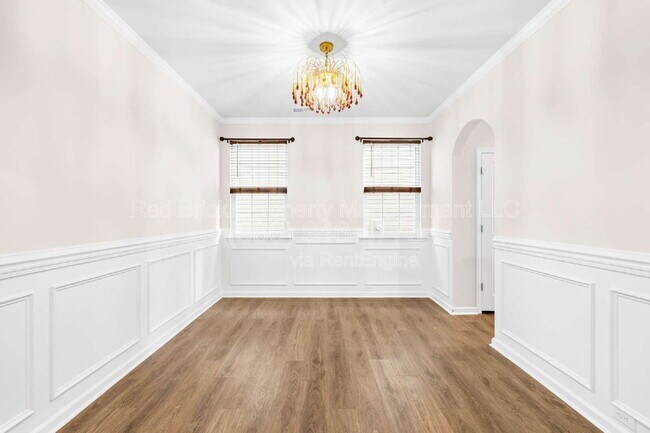 Building Photo - 14924 Nichols Hall Dr