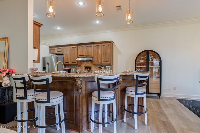 Building Photo - 5512 103rd St