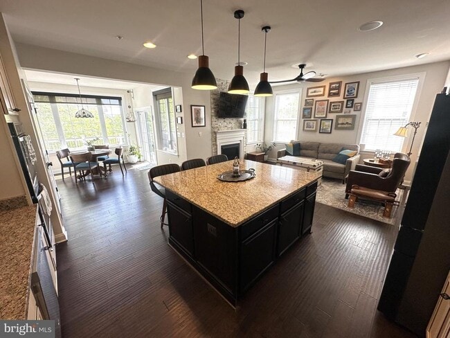 Building Photo - 4512 Grazing Way