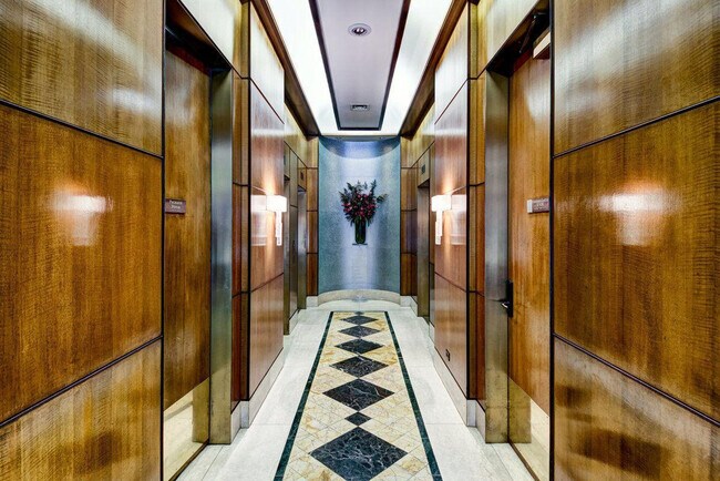 Building Photo - 58 W 91st St