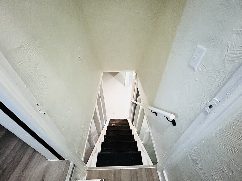 Basement stairs - 715 Koogler St