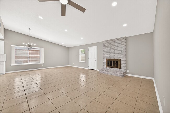 Building Photo - 7646 Winkle Wood Ln