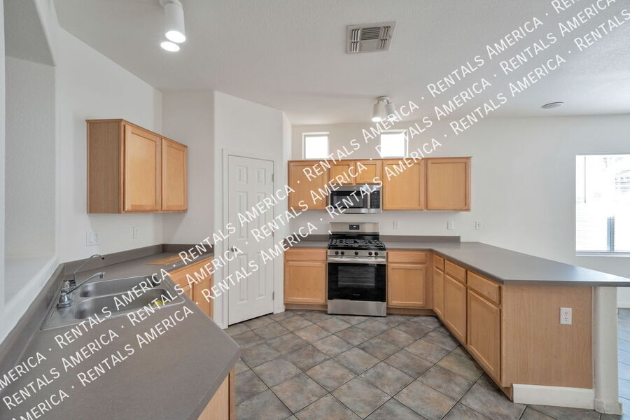 Building Photo - 14902 S Placita Tierra Montanosa