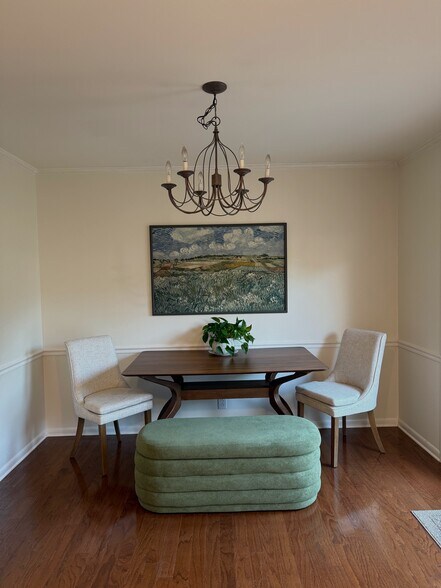 Dining room - 3000 Hillsboro Pike