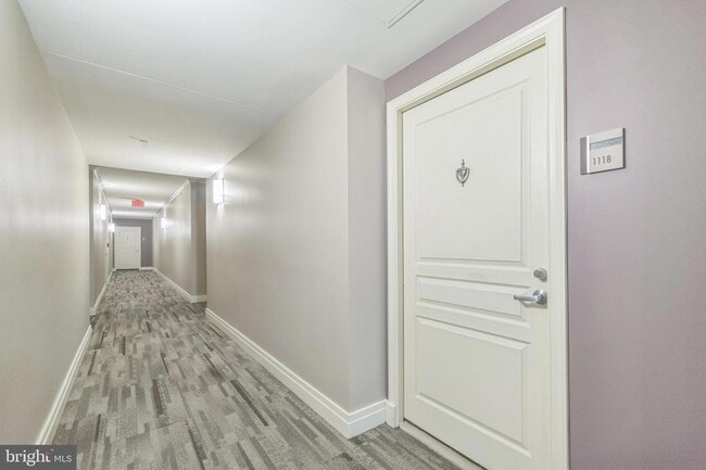 Building Photo - 2451 Midtown Ave