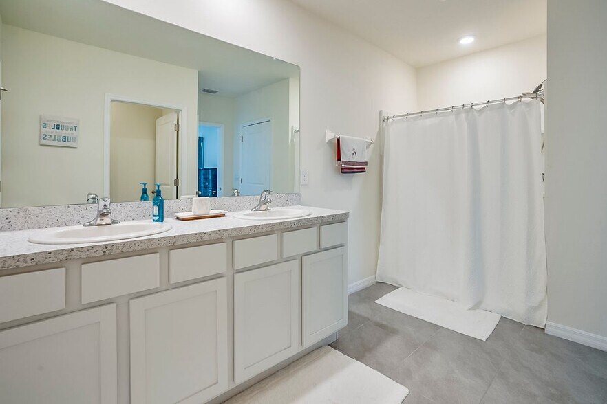 Building Photo - 16088 Sunday Stroll Wy