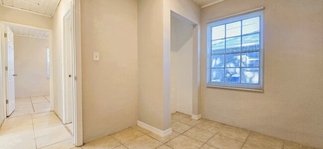 Building Photo - 134 E St