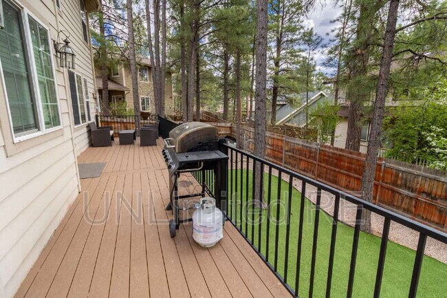 Building Photo - 3865 S Big Sky Trail