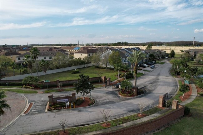 Building Photo - 2082 Chatham Pl Dr