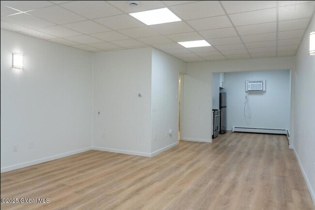 Building Photo - 195 S Broadway