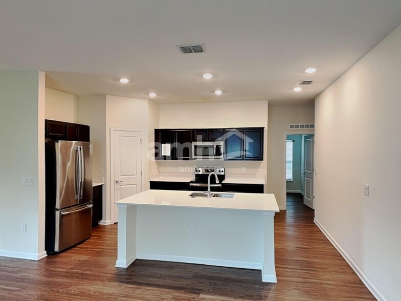 Building Photo - 4351 Seven Canyons Dr