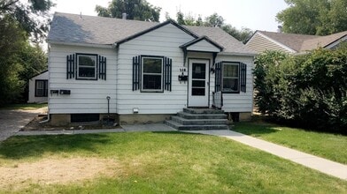 Building Photo - l518