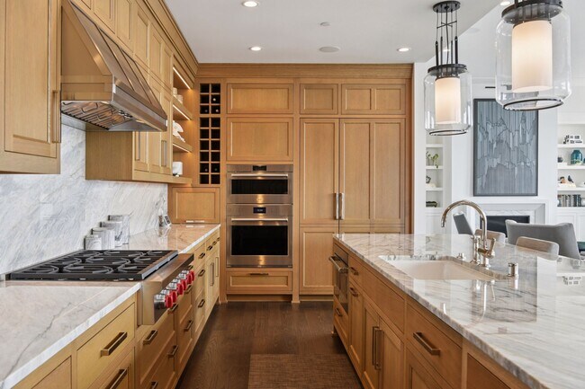 Building Photo - 1111 W River Pkwy