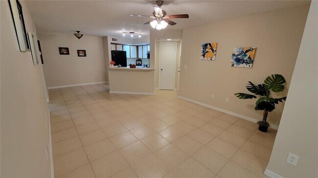 Building Photo - 5785 Gatlin Ave