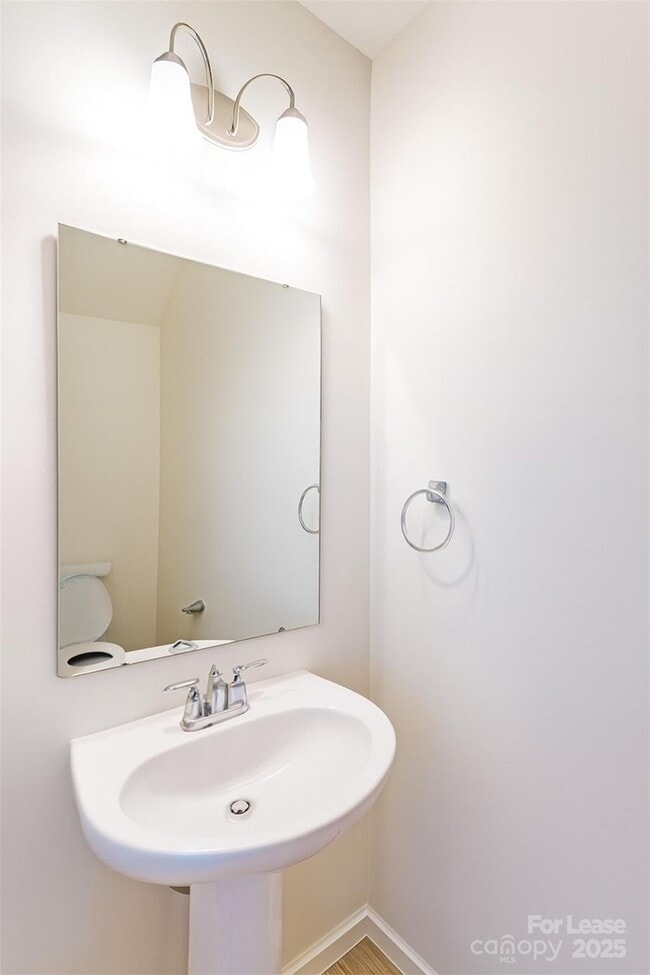 Building Photo - 2841 Yeager Dr NW