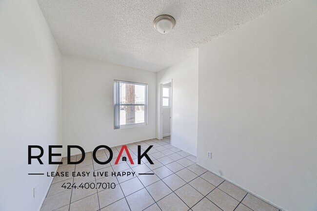 Building Photo - 11823 Lakewood Blvd