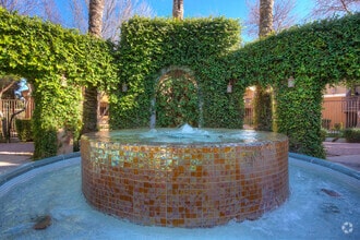 Pool Fountain - La Borgata