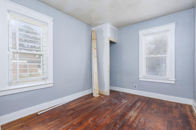 Building Photo - 20235 San Juan Dr
